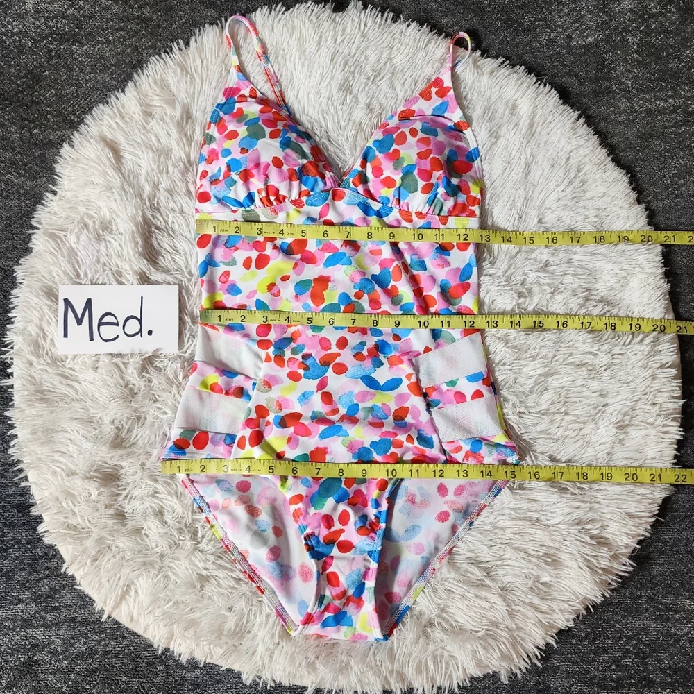 Spotted Retro V-Neck One Piece Bathing Suit - Picture 11 of 14